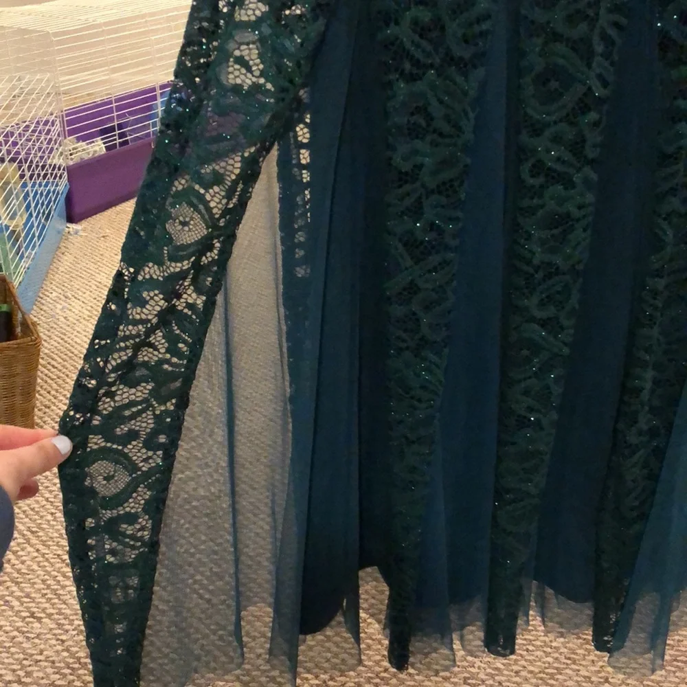 Prom dress - Picture 2 of 4